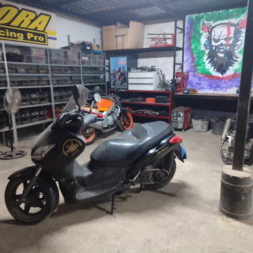 Yamaha xmax 125 cc